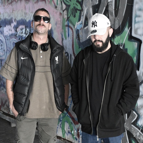 Danny White e Nico Castromassi presentano XIII mixtape